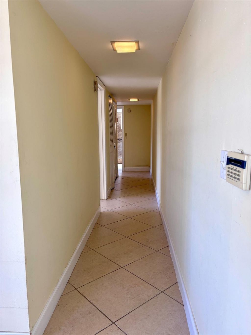 1407 NE 56th Street, Unit 217, Fort Lauderdale, FL 33334 Photo