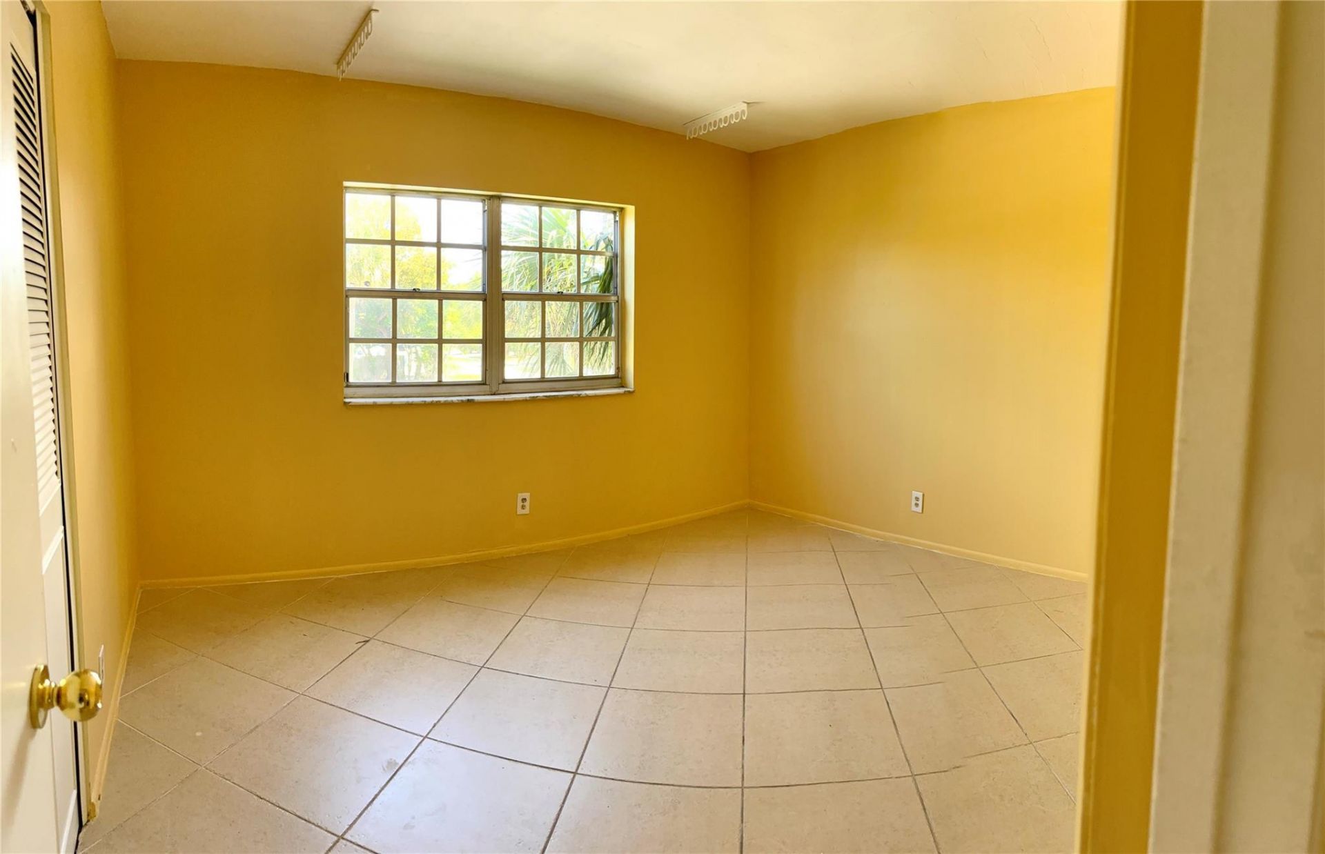 1407 NE 56th Street, Unit 217, Fort Lauderdale, FL 33334 Photo