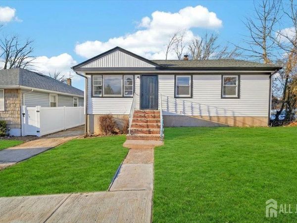 2 Olive Street, Fords, NJ 08863