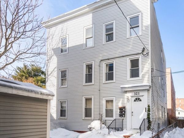 321 Columbia Street, Unit 3, Cambridge, MA 02141