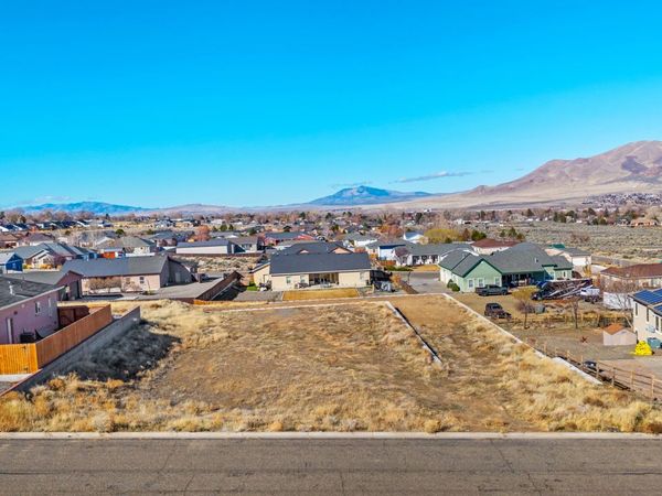 2948 Paiute Street, Winnemucca, NV 89445