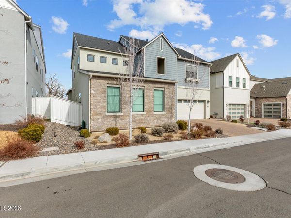715 W Pleasant Oak Trail, Reno, NV 89511