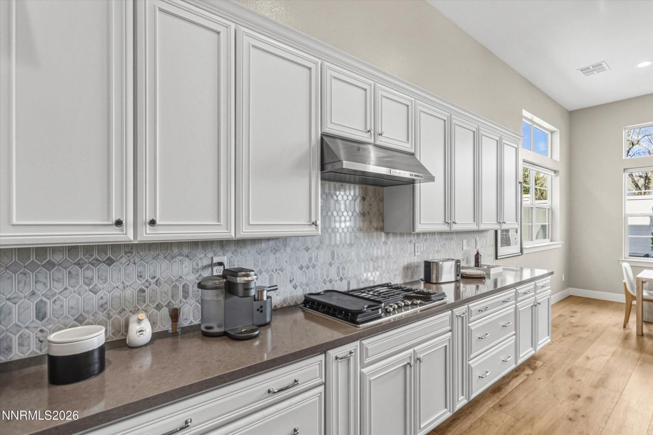 715 W Pleasant Oak Trail, Reno, NV 89511 Photo