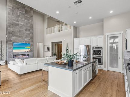 715 W Pleasant Oak Trail, Reno, NV 89511 Photo