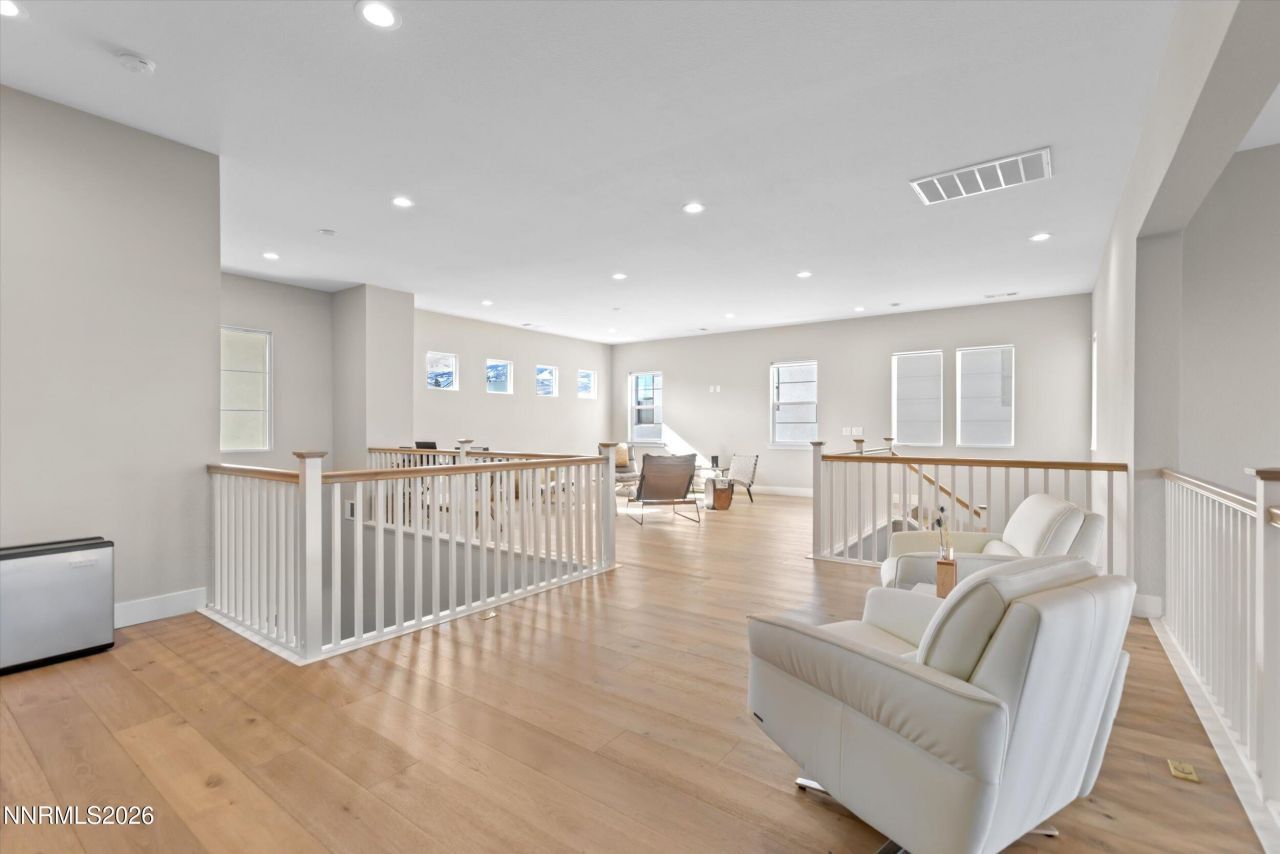 715 W Pleasant Oak Trail, Reno, NV 89511 Photo