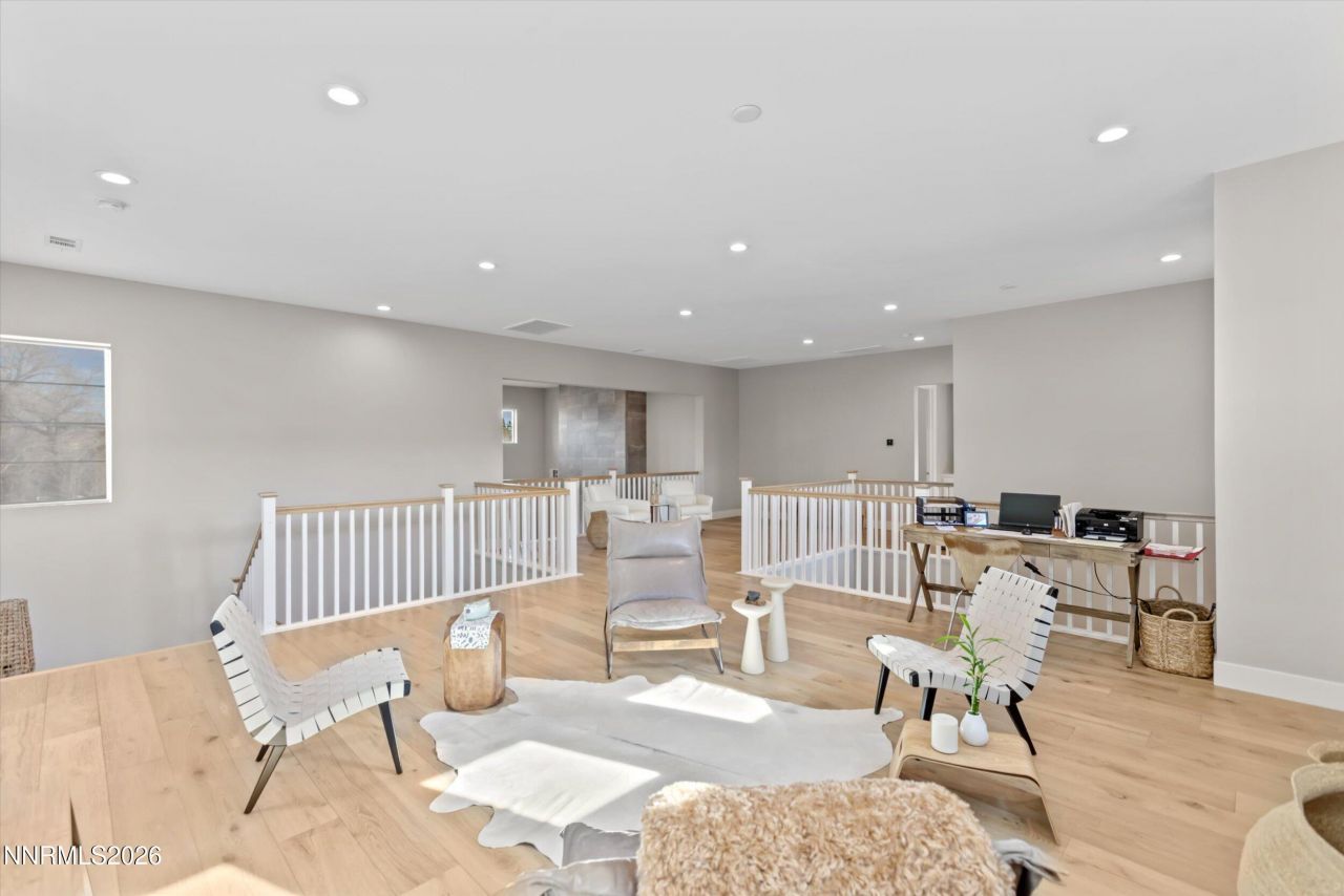 715 W Pleasant Oak Trail, Reno, NV 89511 Photo