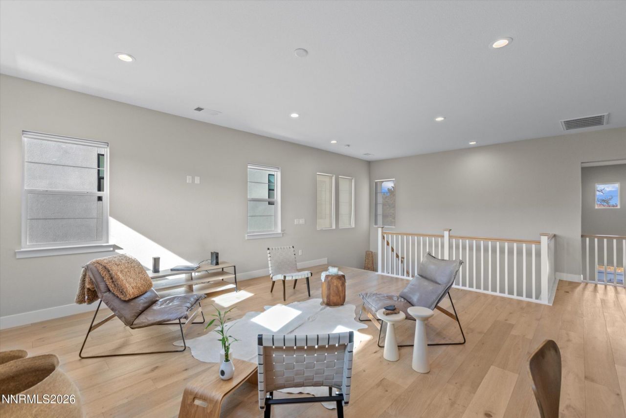 715 W Pleasant Oak Trail, Reno, NV 89511 Photo