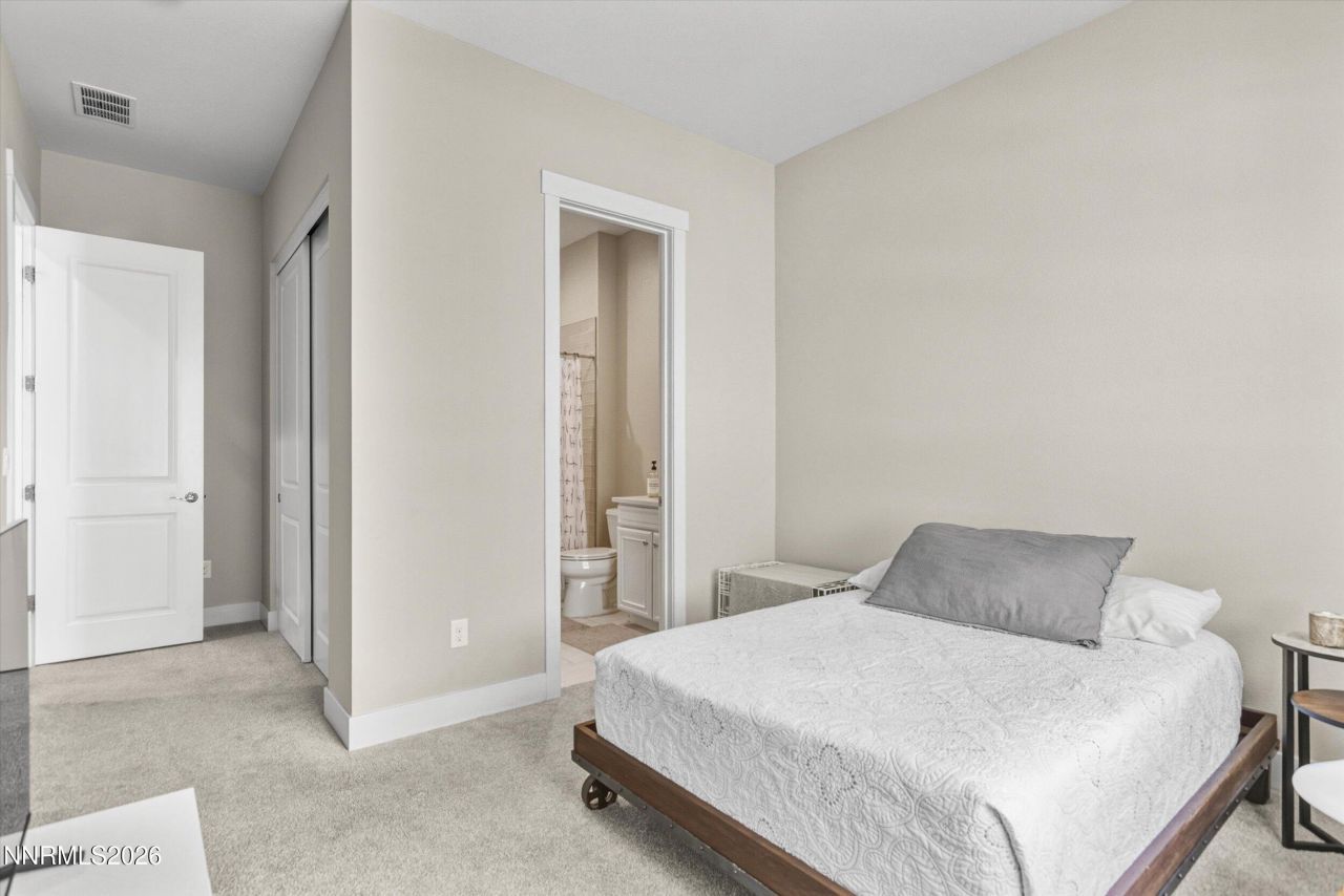 715 W Pleasant Oak Trail, Reno, NV 89511 Photo