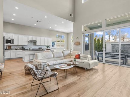 715 W Pleasant Oak Trail, Reno, NV 89511 Photo