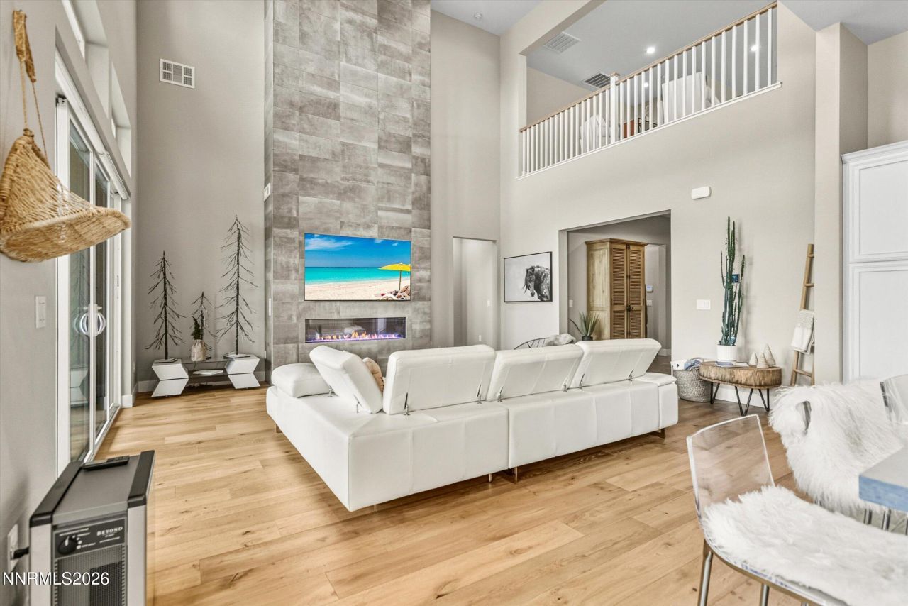 715 W Pleasant Oak Trail, Reno, NV 89511 Photo