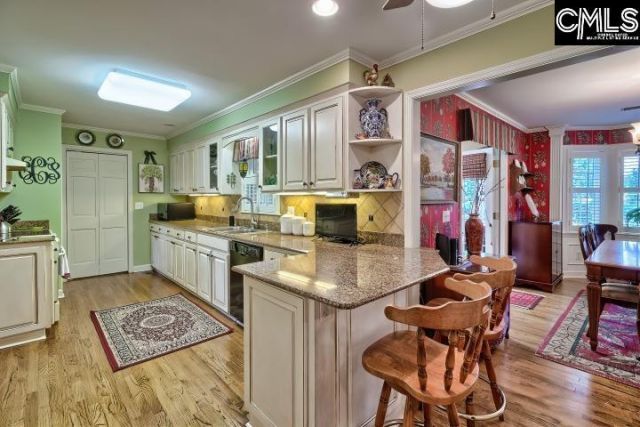 320 Black Friars Road  Photo 14