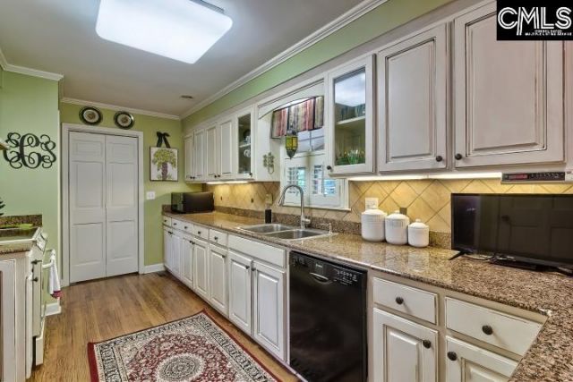 320 Black Friars Road  Photo 16