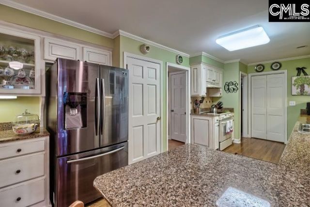 320 Black Friars Road  Photo 17