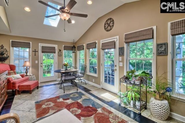 320 Black Friars Road  Photo 21