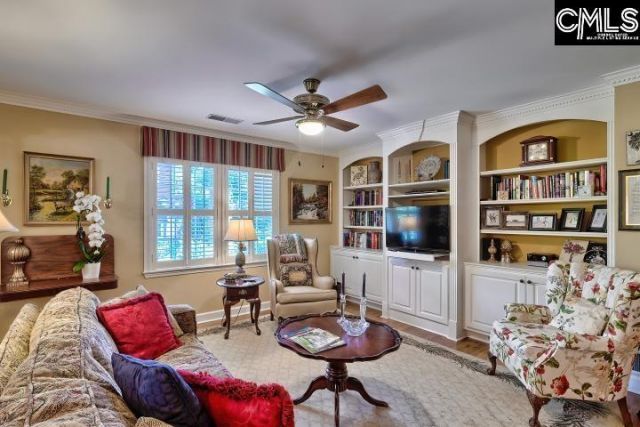 320 Black Friars Road  Photo 25