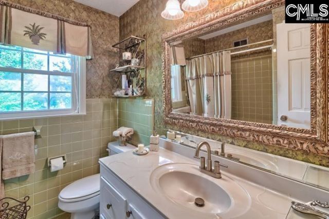 320 Black Friars Road  Photo 34