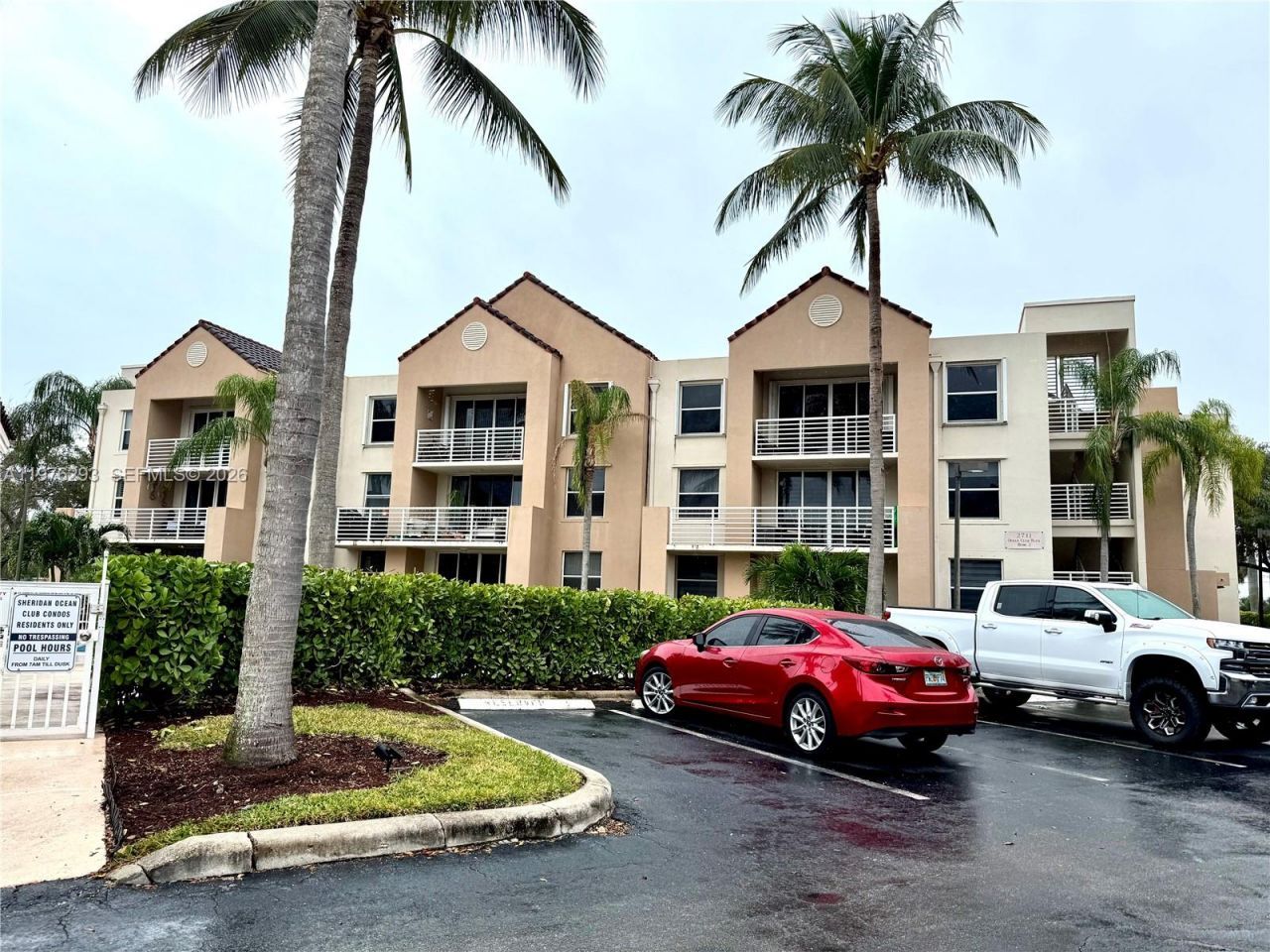 2711 Ocean Club Blvd, Unit 202, Dania Beach, FL 33019 Photo