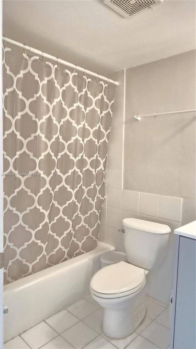 7220 Fairway Dr, Unit G8, Miami Lakes, FL 33014 Photo