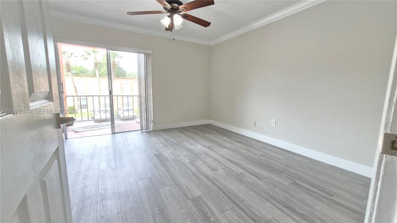 7220 Fairway Dr, Unit G8, Miami Lakes, FL 33014 Photo