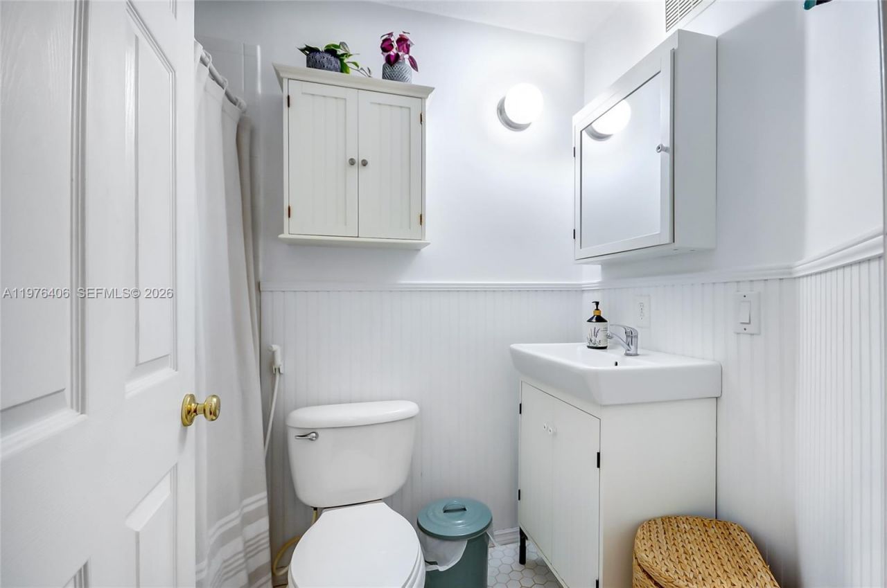 5737 NW 114th Path, Unit 113, Doral, FL 33178 Photo