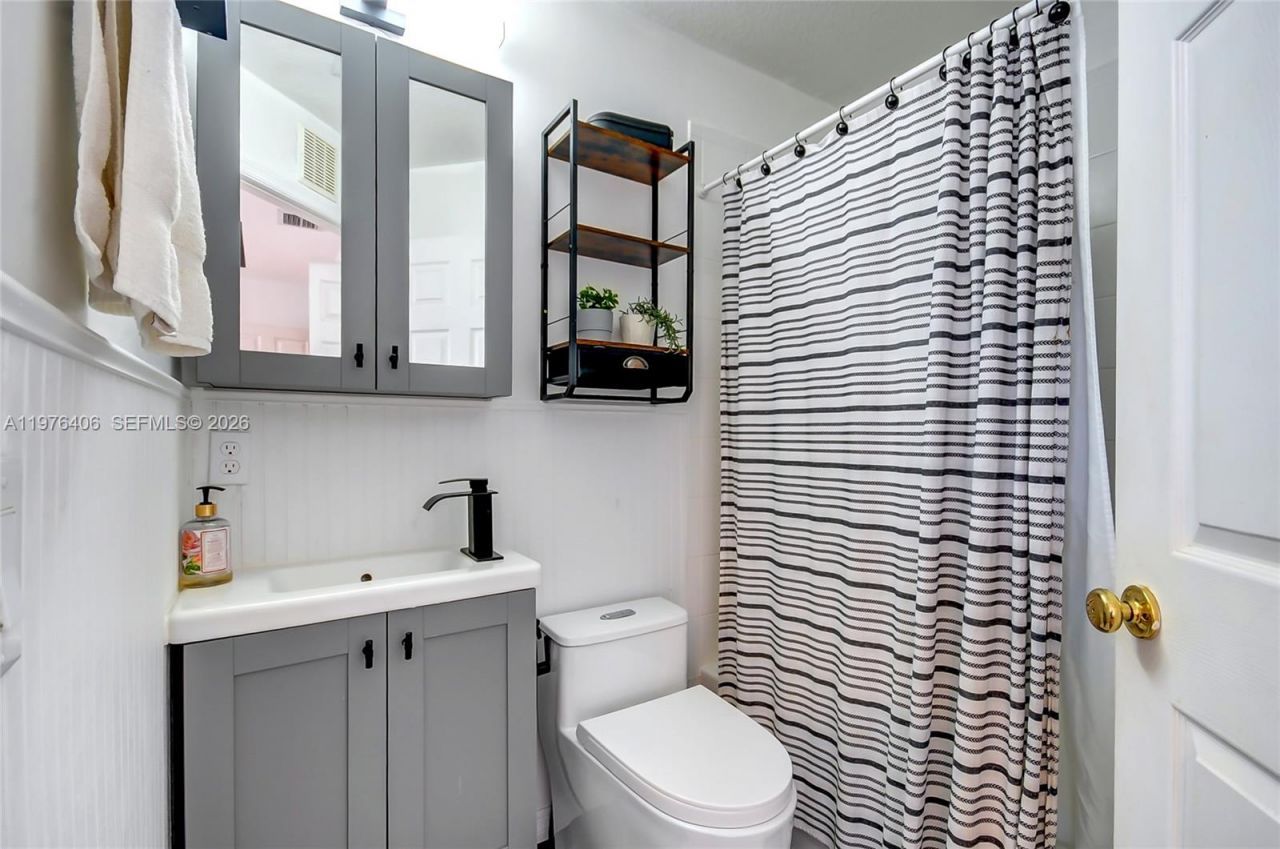 5737 NW 114th Path, Unit 113, Doral, FL 33178 Photo