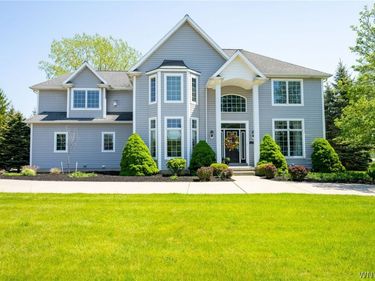 177 Promenade Lane, Buffalo, NY 14221