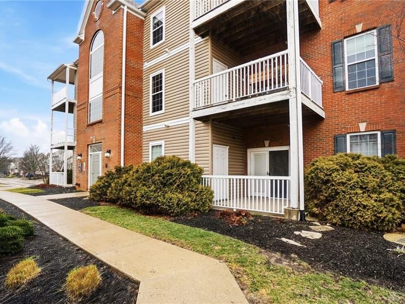 3770 Hayes Court, Unit H, Beavercreek, OH 45431 Photo 2