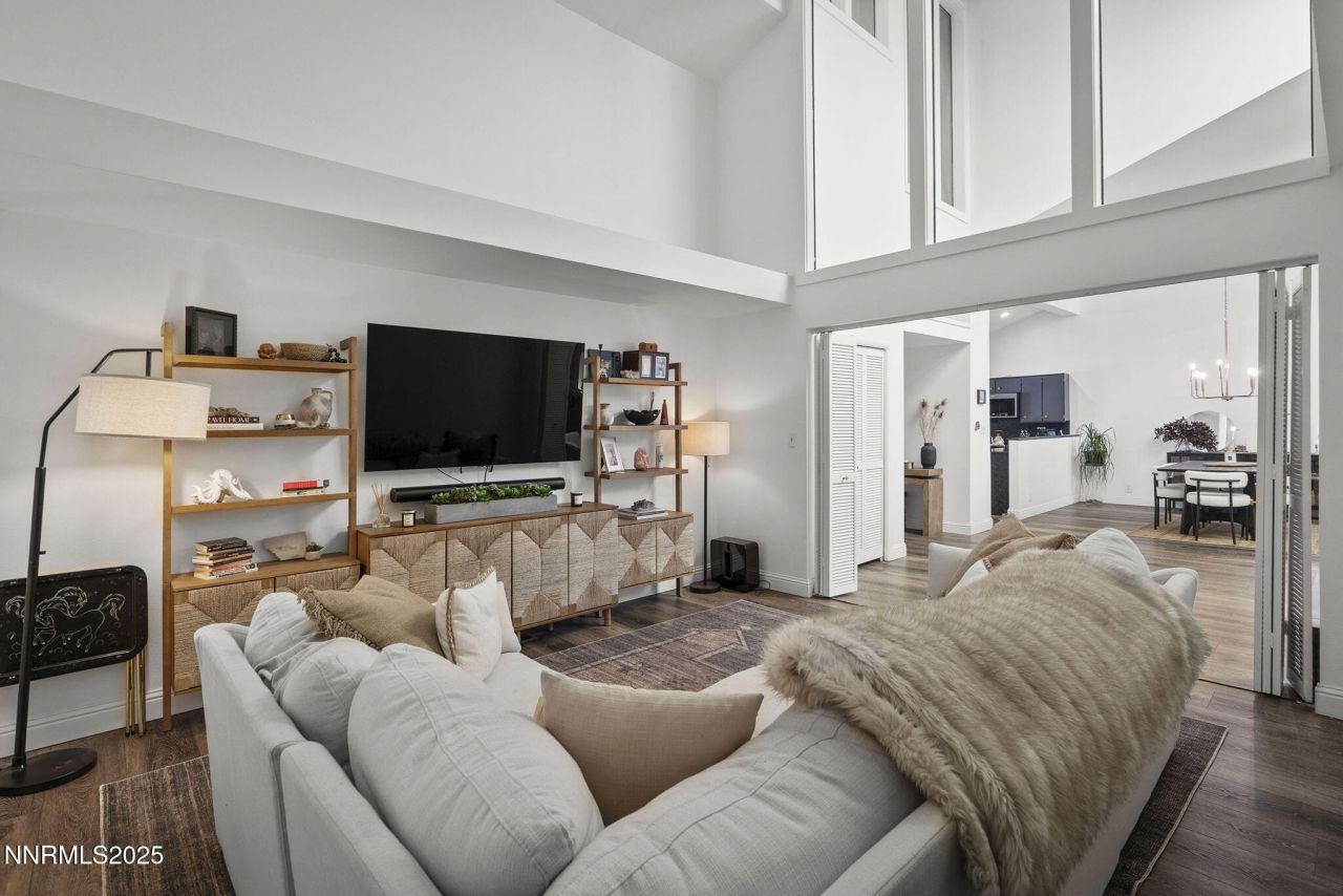 3930 Greenbriar Court, Reno, NV 89509 Photo