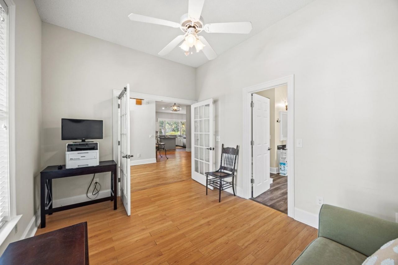 4827 Bucks Bluff Dr. Photo 13