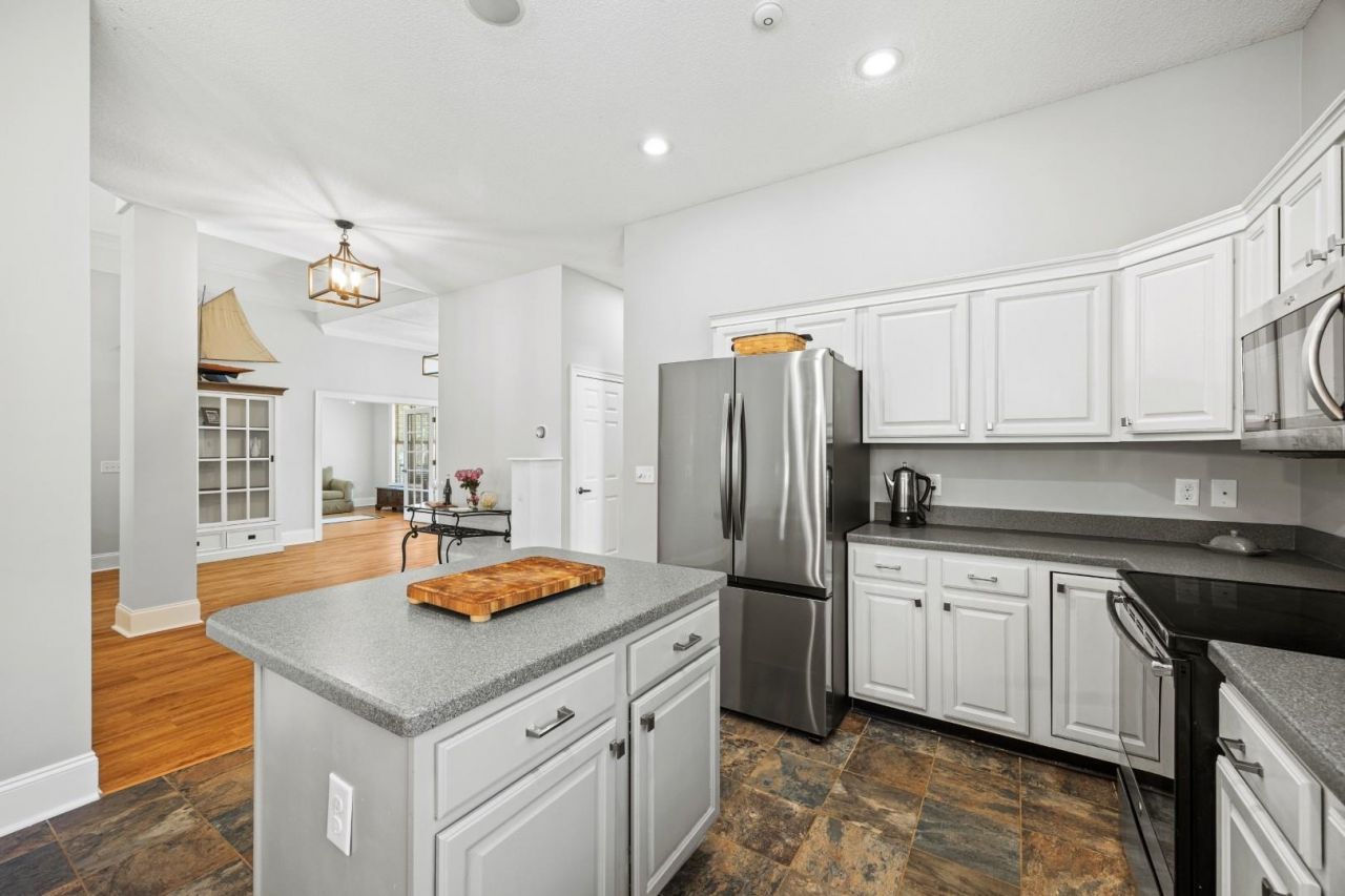 4827 Bucks Bluff Dr. Photo 19