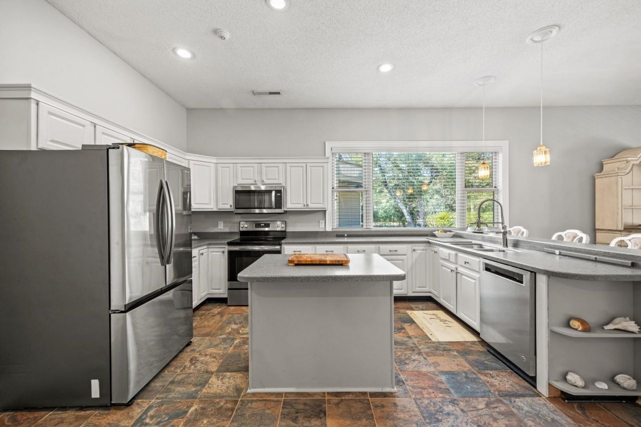 4827 Bucks Bluff Dr. Photo 22