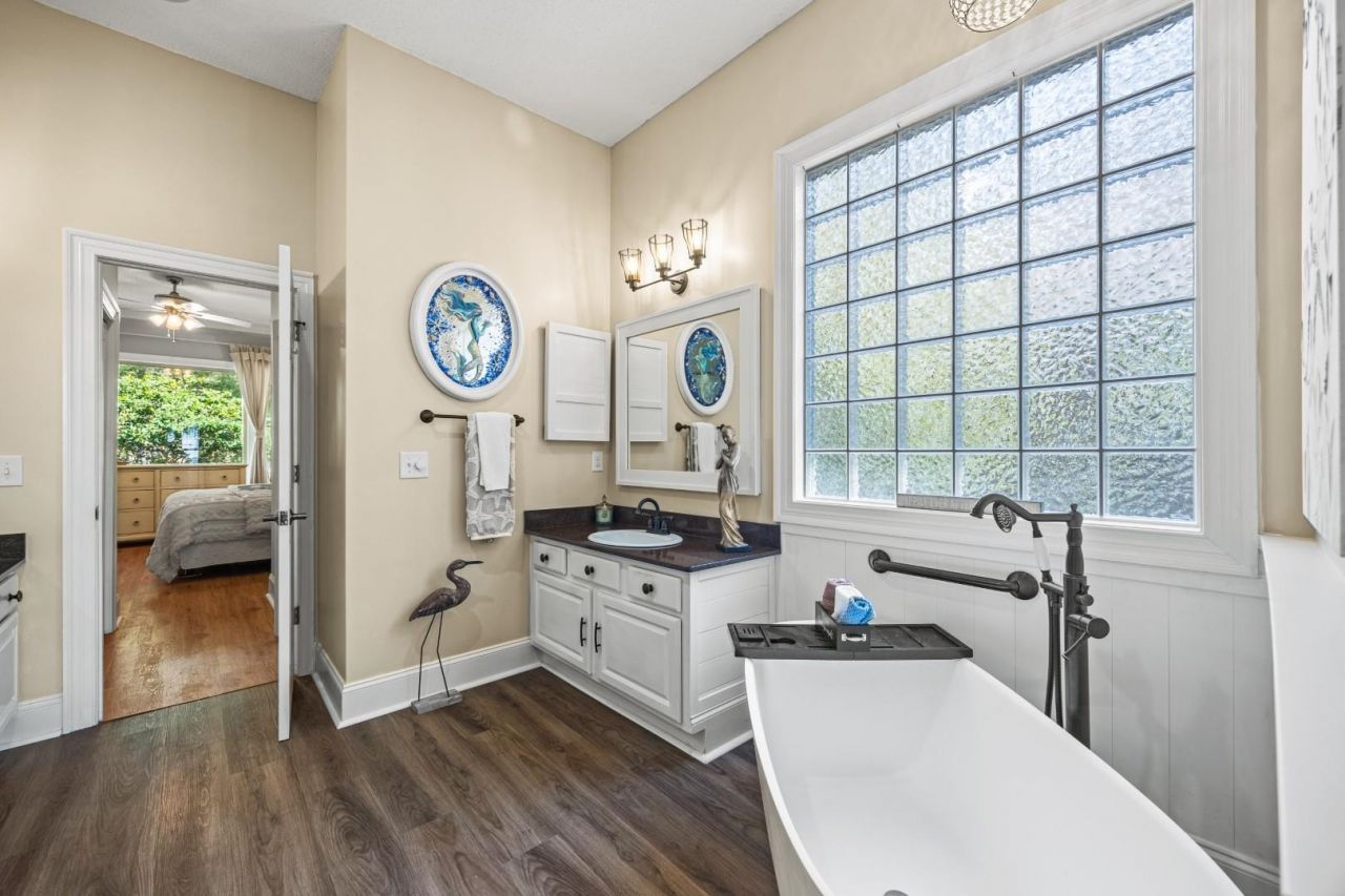 4827 Bucks Bluff Dr. Photo 33