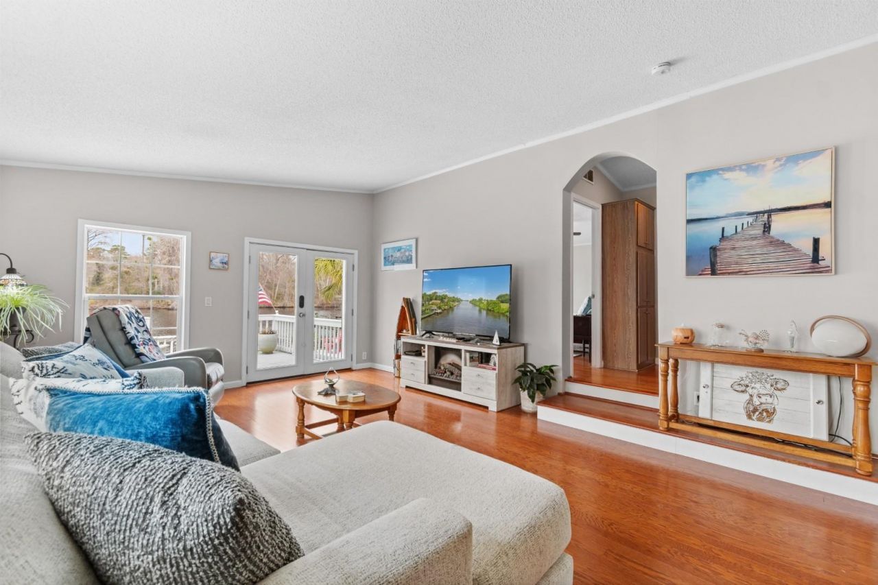 719 Smith Blvd. Photo 15