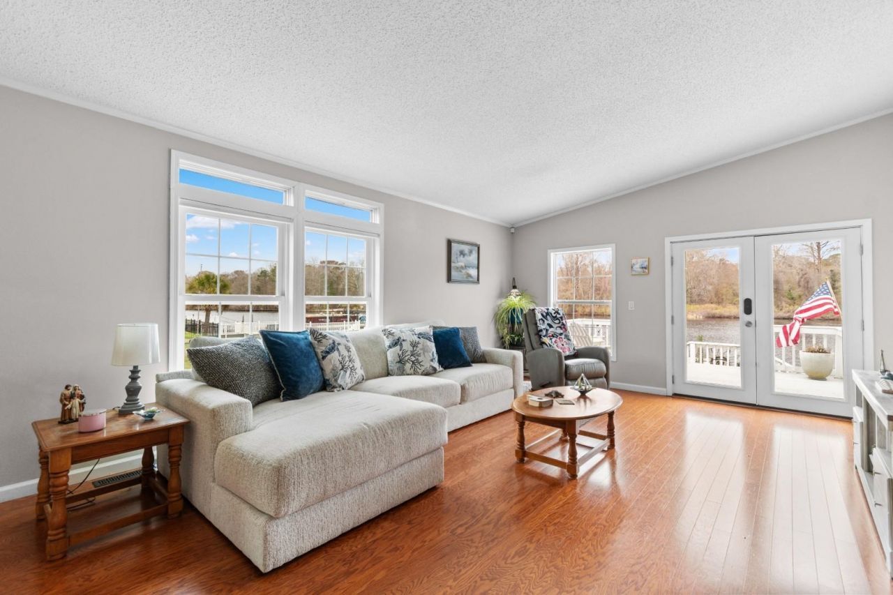 719 Smith Blvd. Photo 16