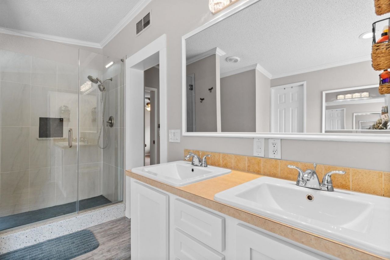 719 Smith Blvd. Photo 23