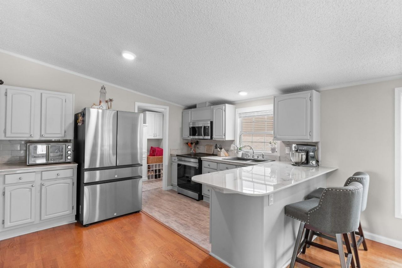 719 Smith Blvd. Photo 8