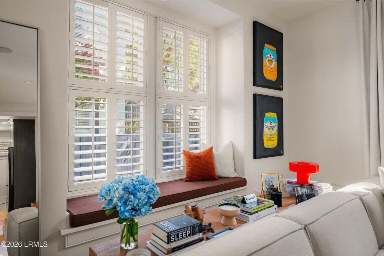 2023 Ashwood Circle Photo 11