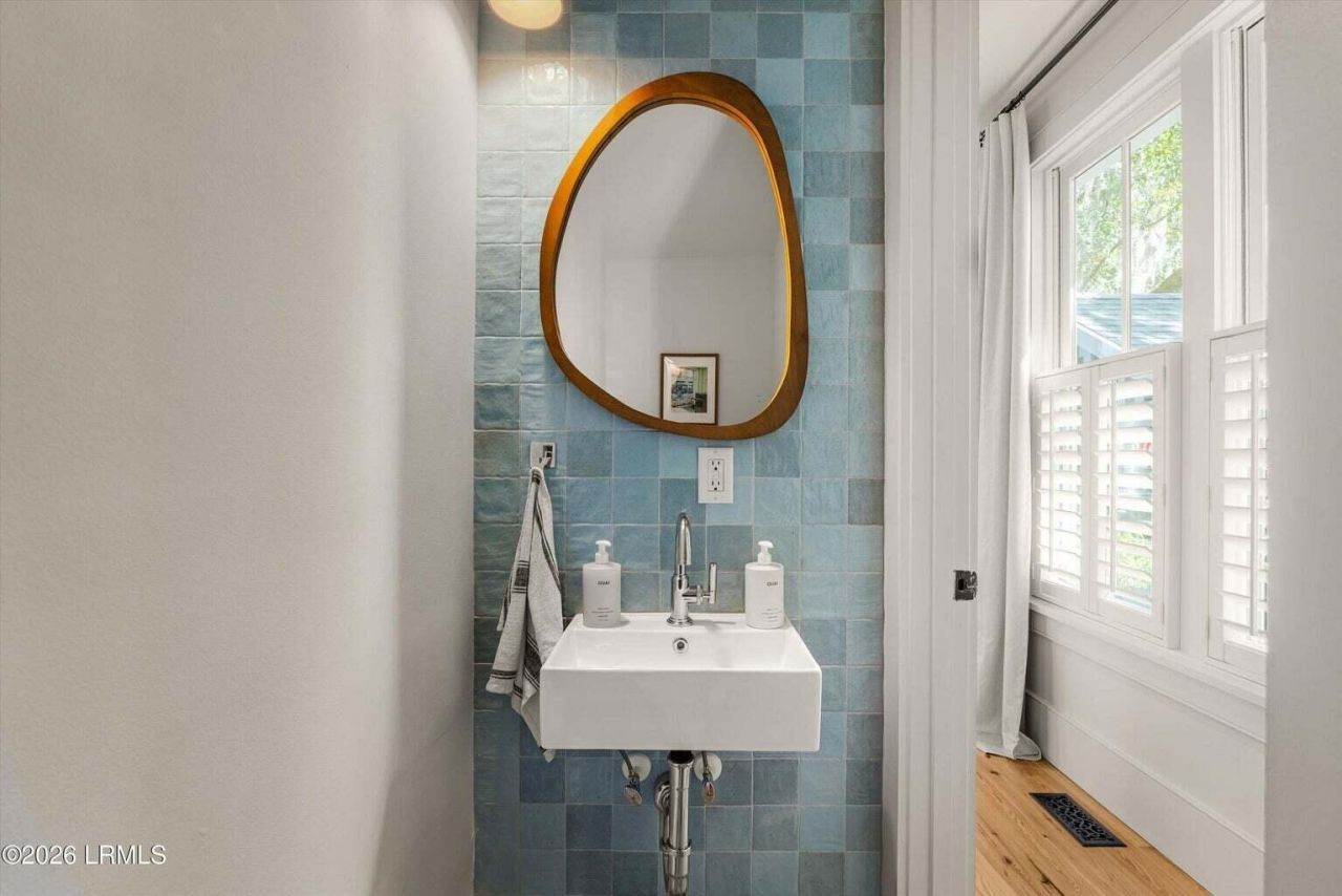 2023 Ashwood Circle Photo 19