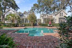 2023 Ashwood Circle photo 4