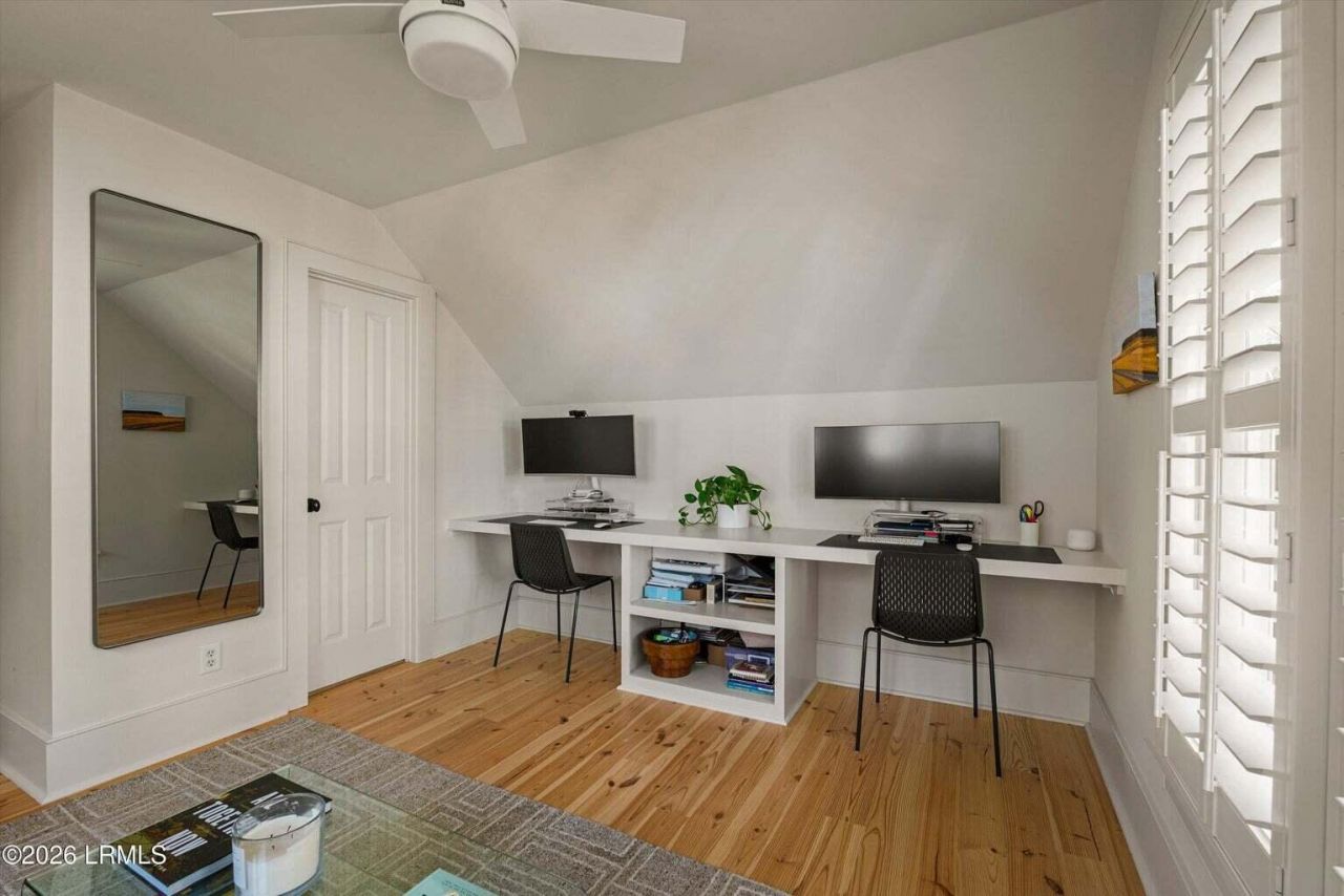 2023 Ashwood Circle Photo 30