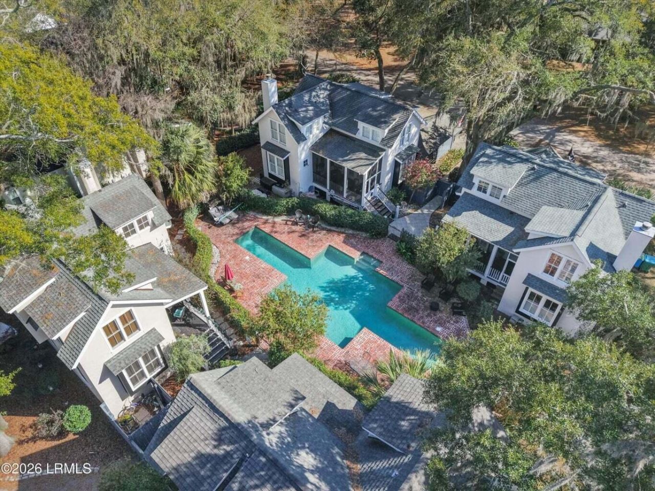 2023 Ashwood Circle Photo 34