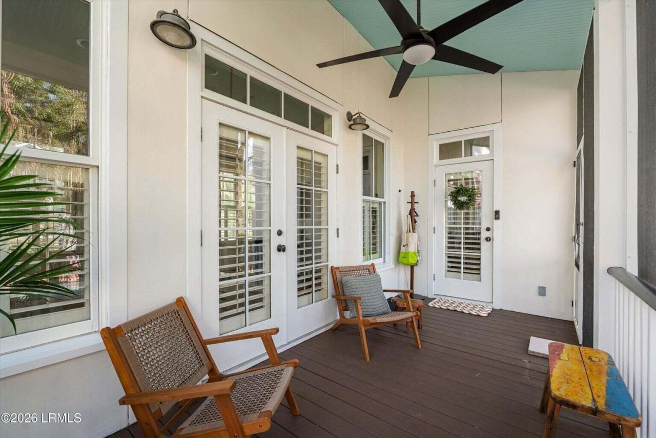 2023 Ashwood Circle Photo 5