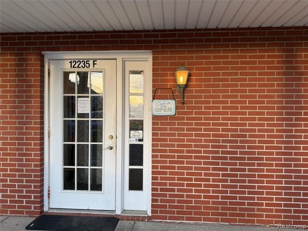 12235 S Saginaw Street , Grand Blanc, MI 48439