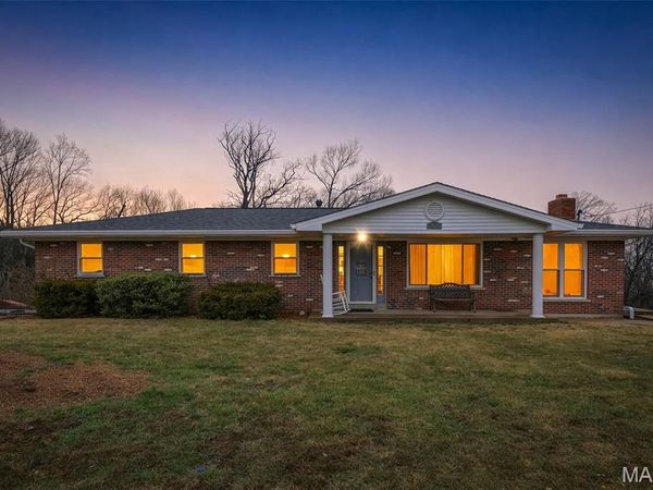 2721 Cindy Drive, Imperial, MO 63052