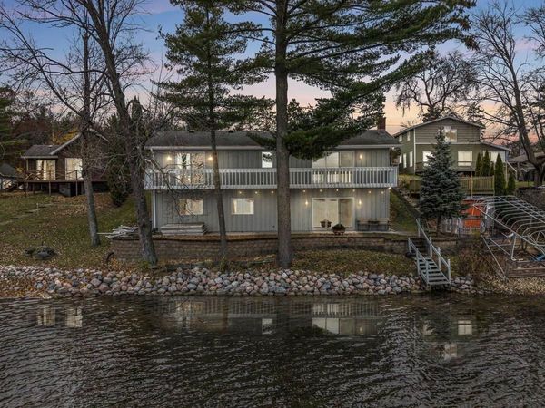 N2646 RUSTIC CIRCLE, Clintonville, WI 54929