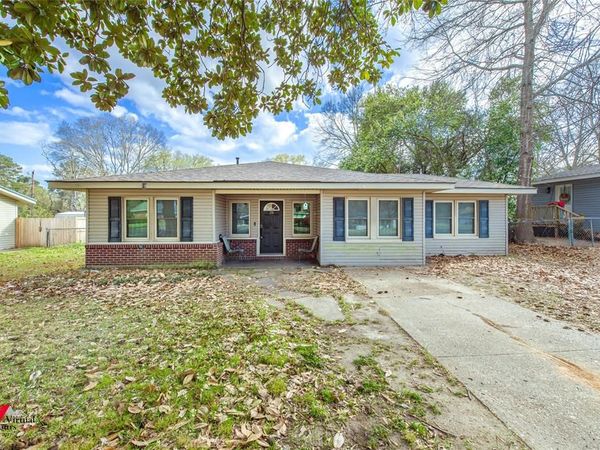 214 Ellis Drive , Minden, LA 71055