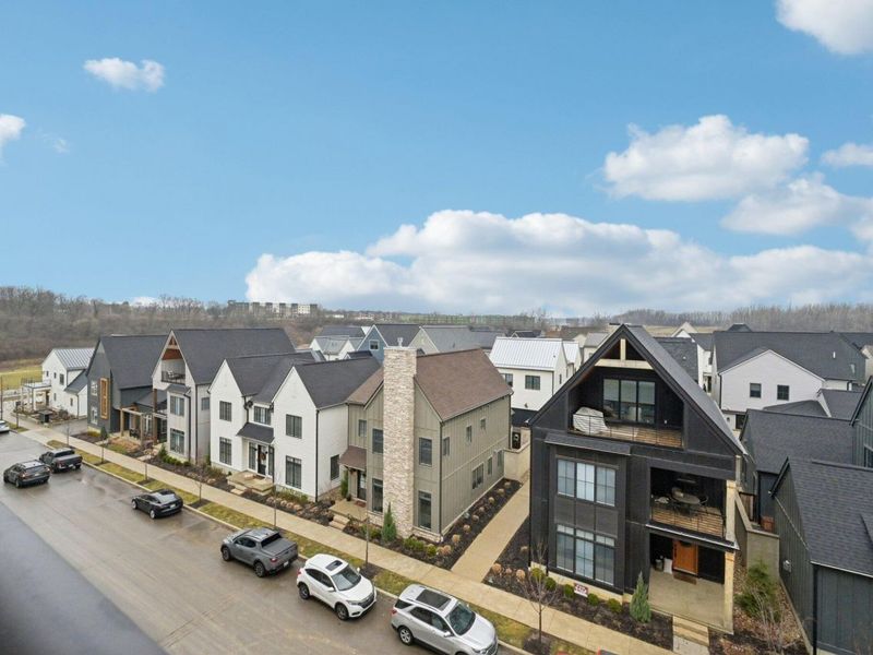 2867 Kobuk Drive, Unit 404, Columbus, OH 43228 Photo 19