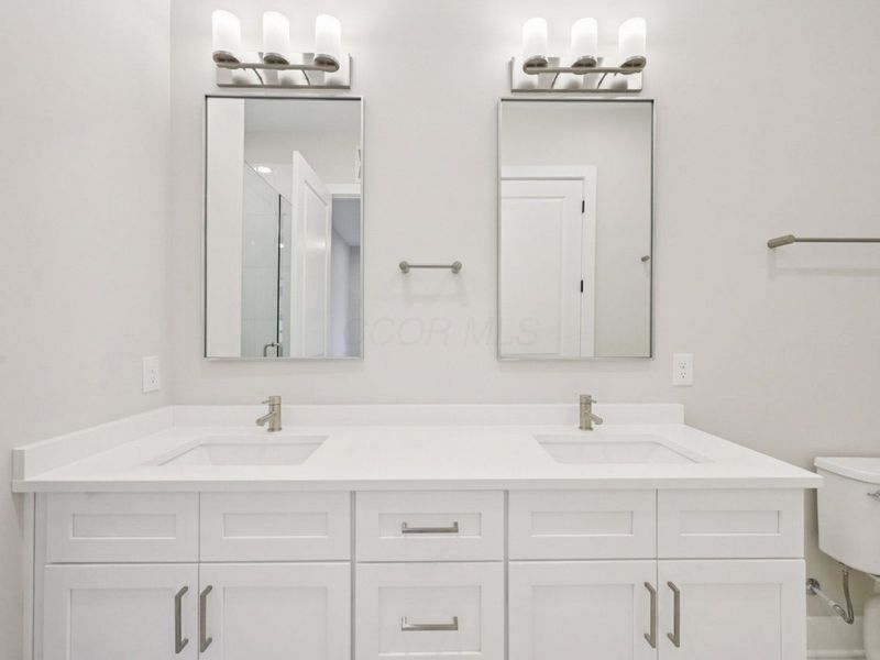 2867 Kobuk Drive, Unit 404, Columbus, OH 43228 Photo 23