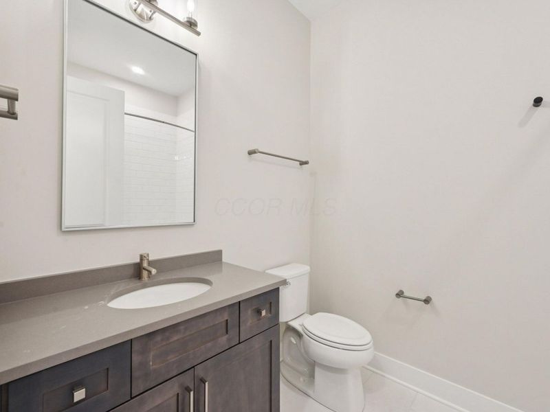 2867 Kobuk Drive, Unit 404, Columbus, OH 43228 Photo 28