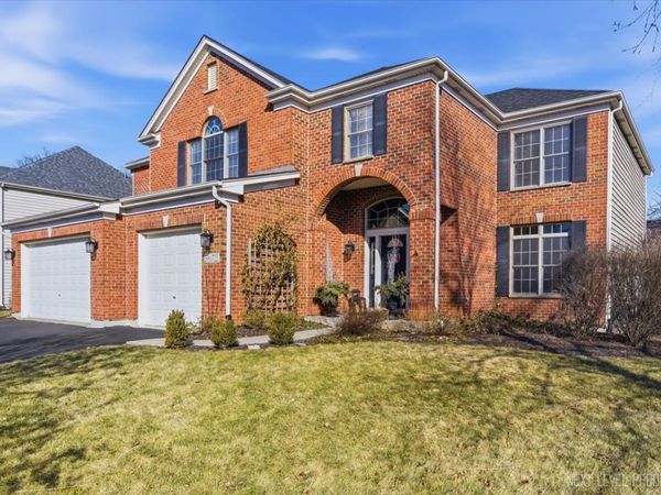 39W722 Benton Lane , Geneva, IL 60134